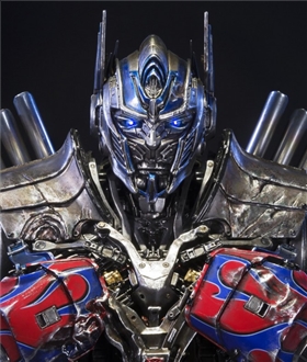 Optimus-Prime-Damage-Version-Bust-Transformers-Age-of-Extinction