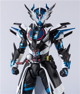 SHFiguarts Kamen Rider Close Evol