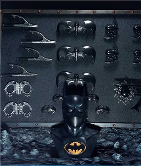 Batman-Forever-Batman-Gadget-Wall