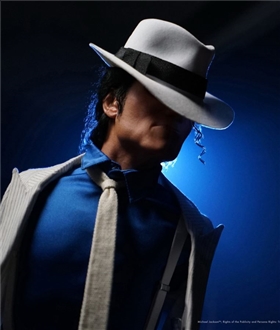 MICHAEL-JACKSON-SMOOTH-CRIMINAL-13-DX