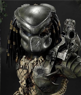 Predator-Film-Jungle-Hunter-Predator-Battle-Damaged