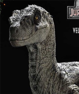 Jurassic-Park-III-Film-Velociraptor-Female