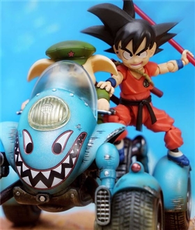 Oolong Four-wheeled Motorcycle - Dragon Ball