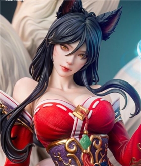 Nine-Tailed Fox Ahri - League of Legends