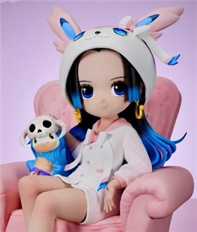 Boa Hancock cos Sylveon - One Piece